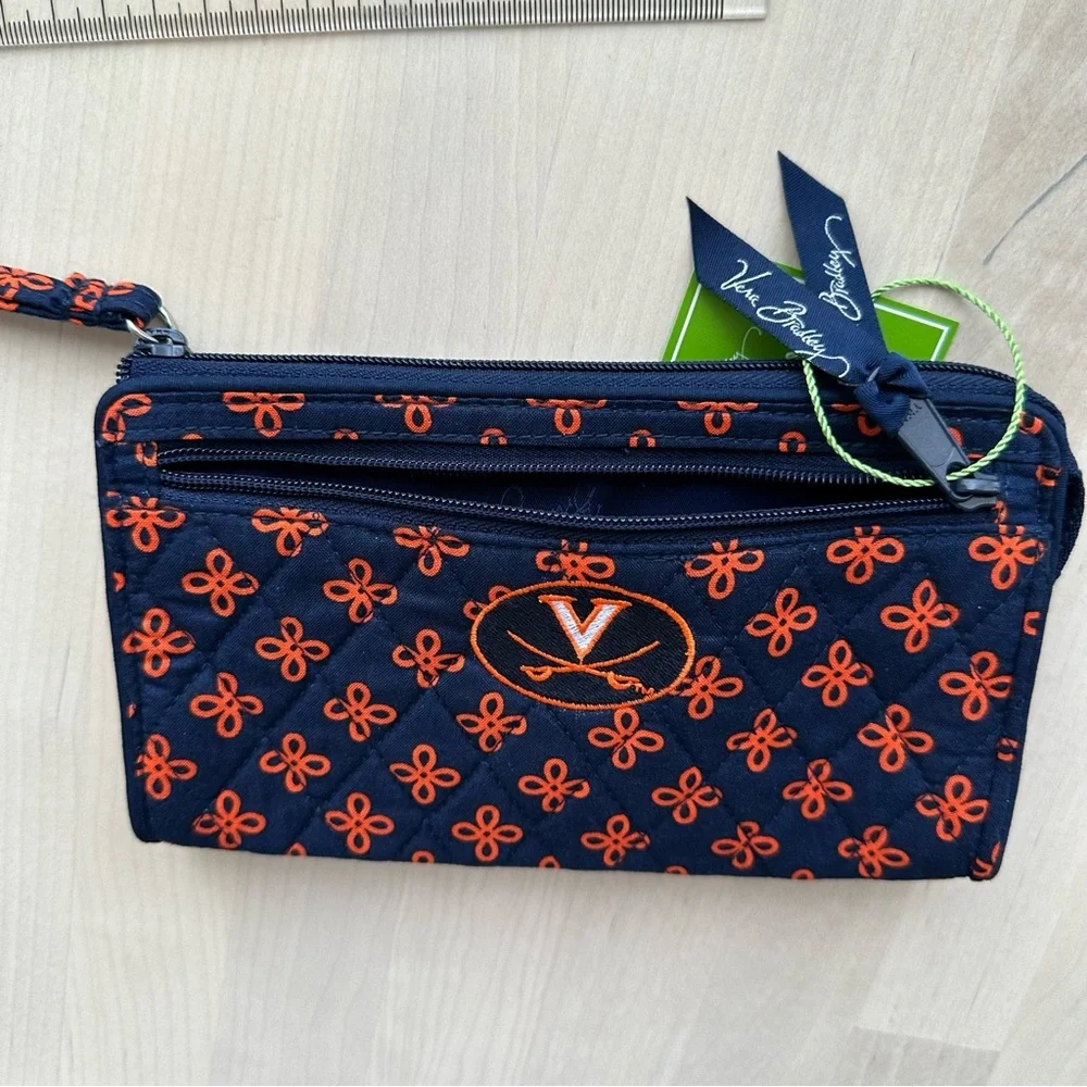 New Vera Bradley University of Virginia UVA Front Zip Wristlet - Picture 9 of 13